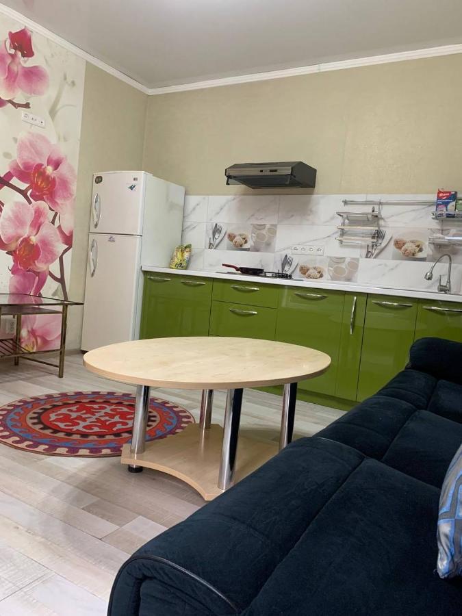 Ala-Bel Guesthouse Bishkek Bagian luar foto