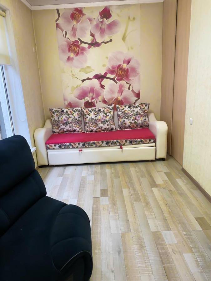 Ala-Bel Guesthouse Bishkek Bagian luar foto